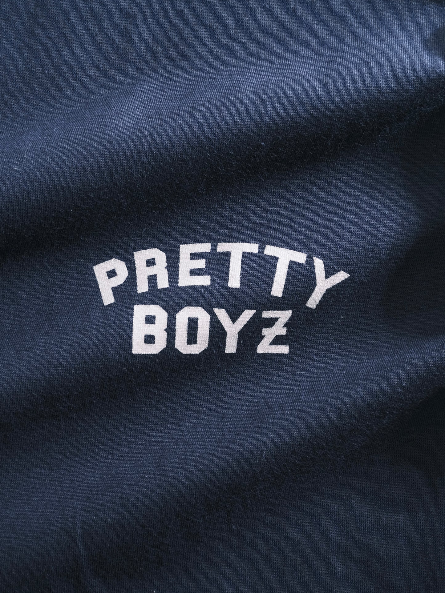 'PRETTY BOYZ' TEE (NAVY BLU)